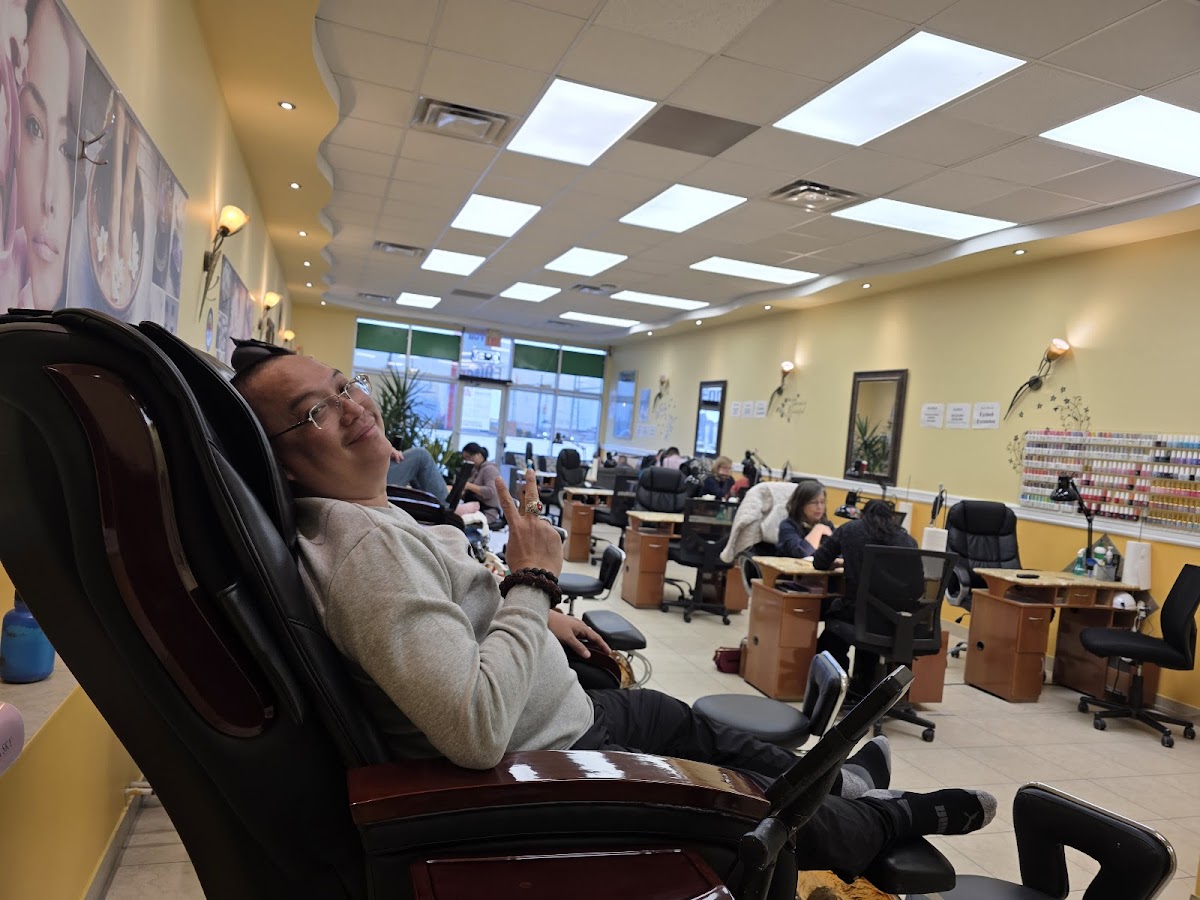 Accessible pedicure services at Nice Nails Kingston